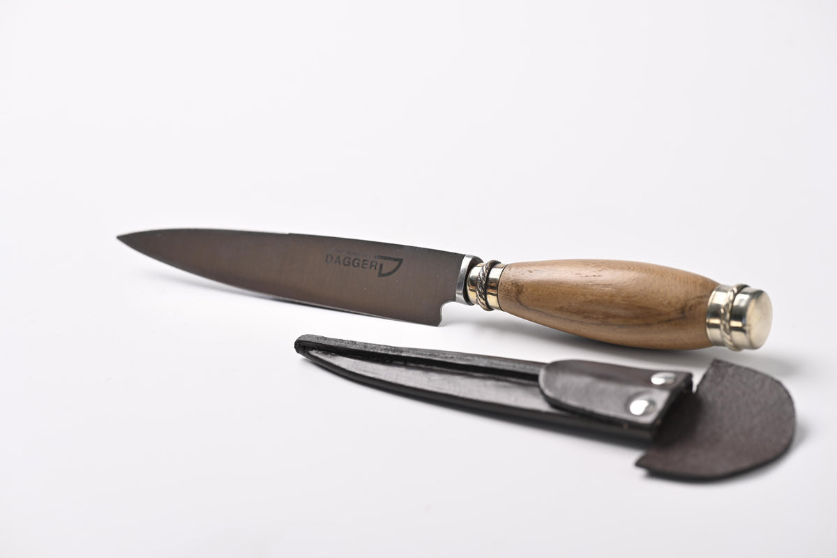 Filo y Más 14 cm knife with wood handle and nickel-silver fittings, with sheath