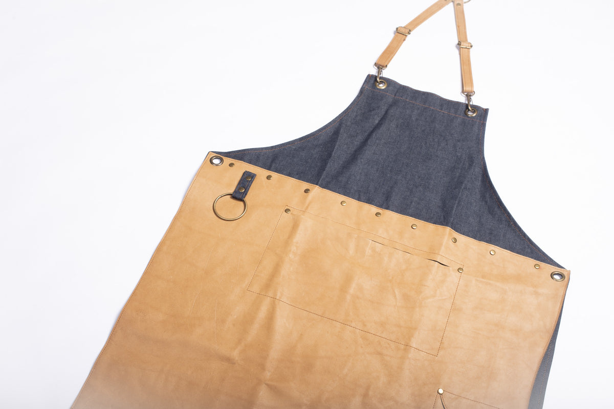 Argentino apron, denim and cow leather detail